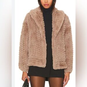 Heartloom Sally Faux Fur Jacket, Medium, Modern Contemporary Feminine Comfy